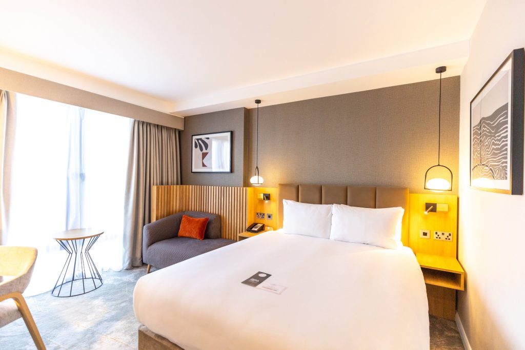 crownplaza_003
