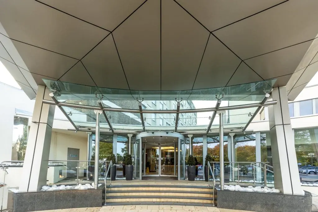 crownplaza_066