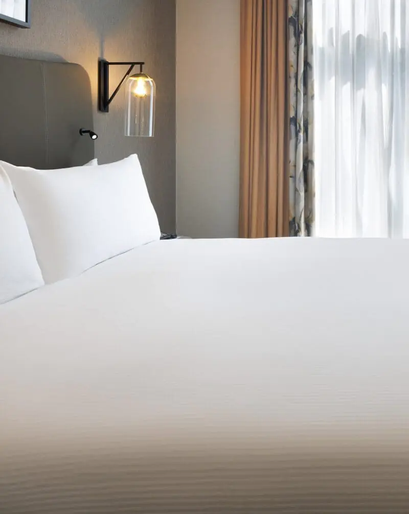 Room_03-2-2500 King Duplex K1TRB1 (3)