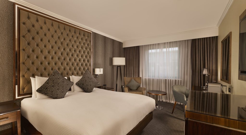 Deluxe Room_98519 (1)