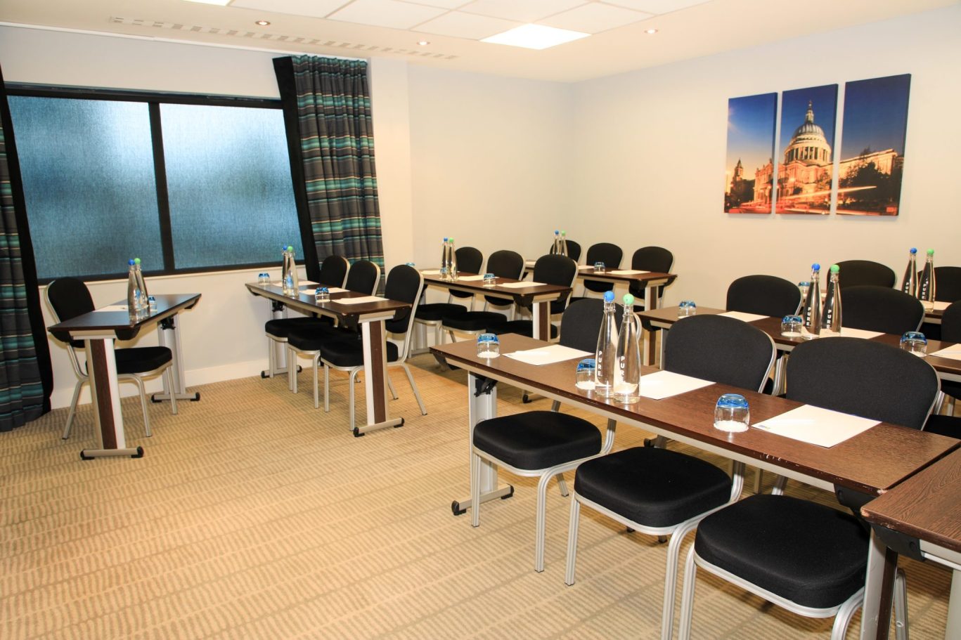 Meeting-room-1
