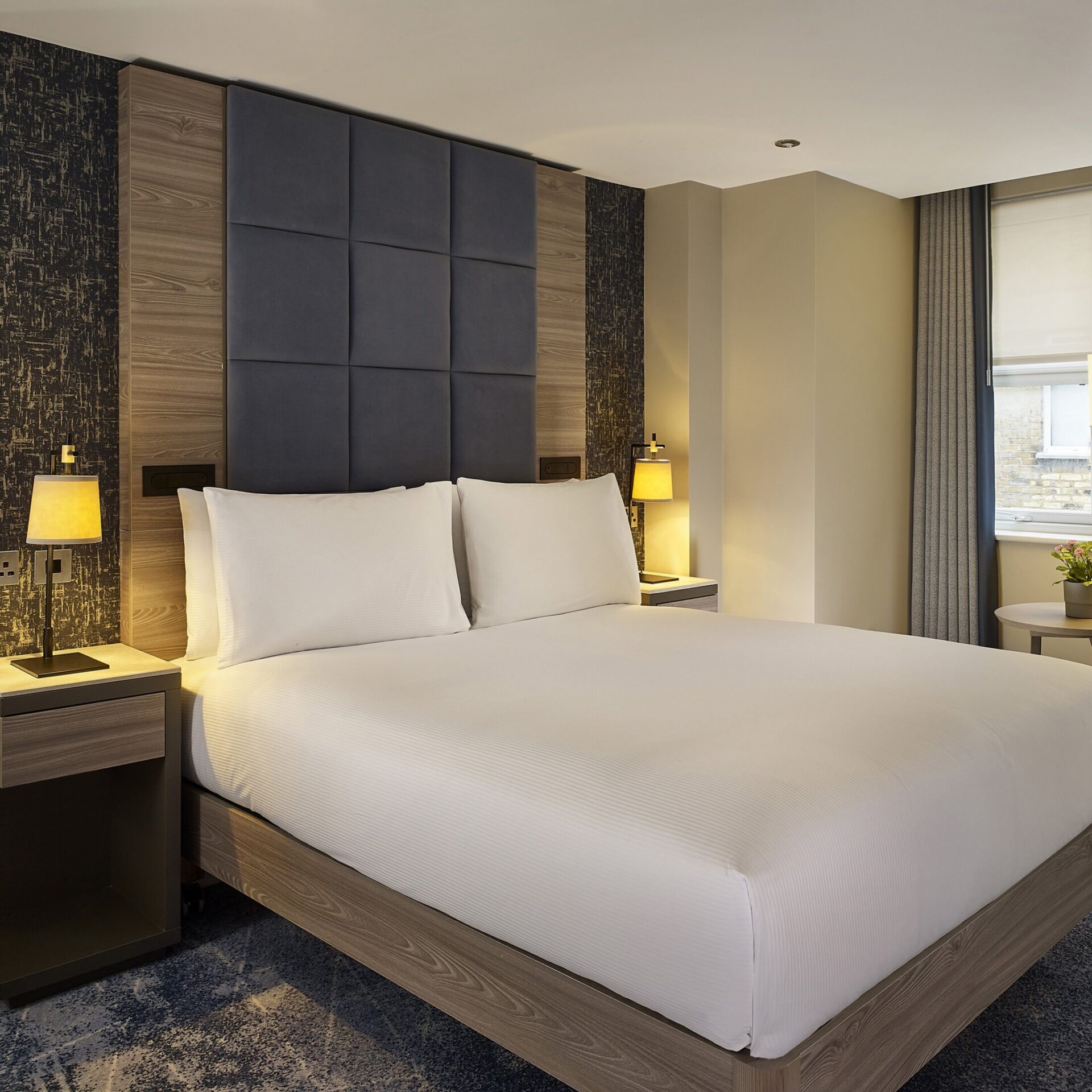 DTree West End175083 – Queen Deluxe Superior and King deluxe superior