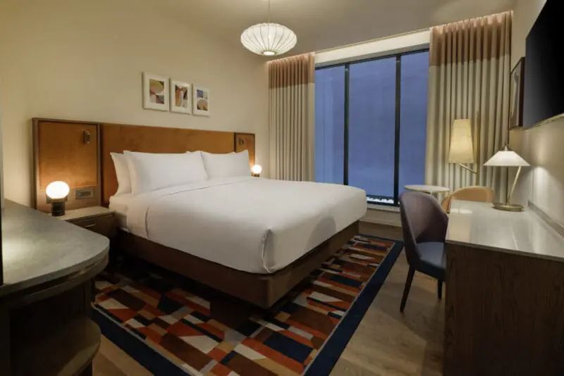 Room 1118X (2)